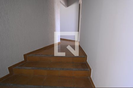 Escada de apartamento para alugar com 3 quartos, 120m² em Setor Pedro Ludovico, Goiânia