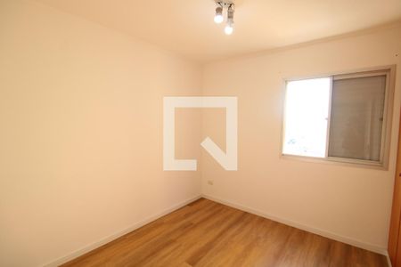 Quarto 2 de apartamento para alugar com 2 quartos, 52m² em Santa Teresinha, São Paulo