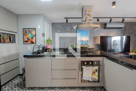 Sala/Cozinha de apartamento para alugar com 2 quartos, 80m² em Bela Vista, São Paulo