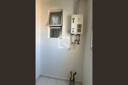 Área de Serviço de apartamento à venda com 3 quartos, 80m² em Jardim Tupanci, Barueri