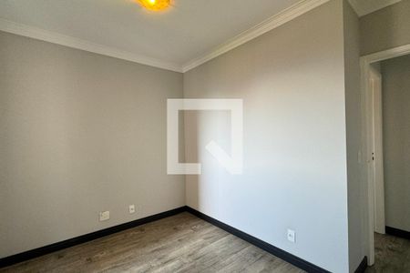 Quarto 2 de apartamento à venda com 3 quartos, 80m² em Jardim Tupanci, Barueri