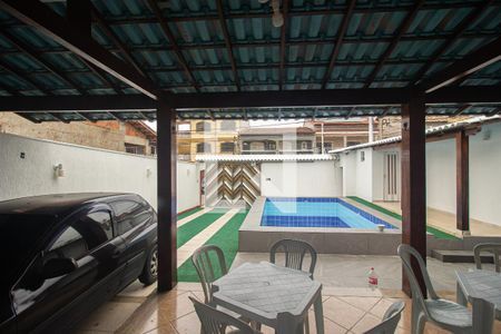 Vista da Suíte de casa de condomínio para alugar com 2 quartos, 120m² em Senador Vasconcelos, Rio de Janeiro