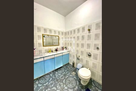 Casa à venda com 72m², 3 quartos e sem vagaBanheiro Social