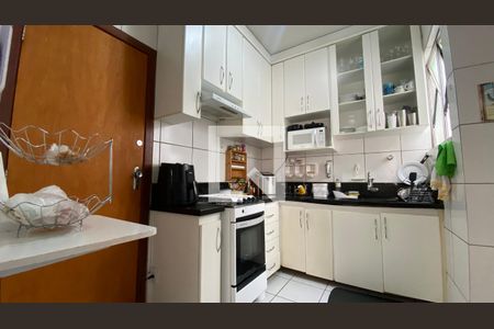 Cozinha de apartamento à venda com 2 quartos, 92m² em Buritis, Belo Horizonte