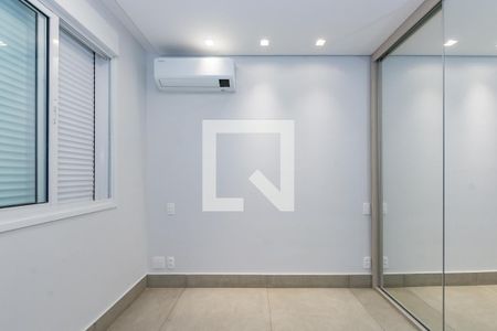 Suíte de apartamento para alugar com 2 quartos, 120m² em Gutierrez, Belo Horizonte