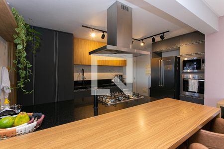 Apartamento à venda com 123m², 3 quartos e 2 vagas Apartamento à venda com 123m², 3 quartos e 2 vagasCozinha