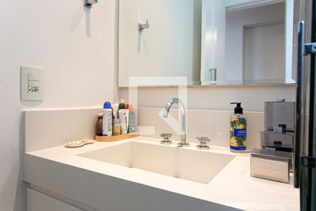 Apartamento à venda com 123m², 3 quartos e 2 vagas Apartamento à venda com 123m², 3 quartos e 2 vagasBanheiro da Suíte