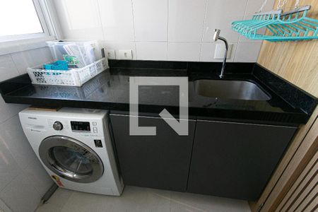 Apartamento à venda com 123m², 3 quartos e 2 vagas Apartamento à venda com 123m², 3 quartos e 2 vagasÁrea de Serviço