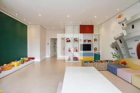 Apartamento à venda com 123m², 3 quartos e 2 vagas Apartamento à venda com 123m², 3 quartos e 2 vagasÁrea comum - Brinquedoteca