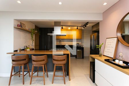 Apartamento à venda com 123m², 3 quartos e 2 vagas Apartamento à venda com 123m², 3 quartos e 2 vagasCozinha