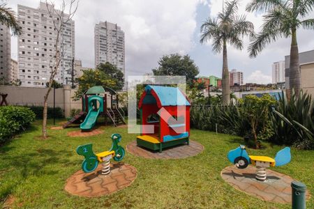Apartamento à venda com 123m², 3 quartos e 2 vagas Apartamento à venda com 123m², 3 quartos e 2 vagasÁrea comum - Playground
