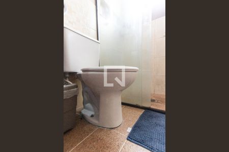 Casa à venda com 280m², 3 quartos e 8 vagasBanheiro