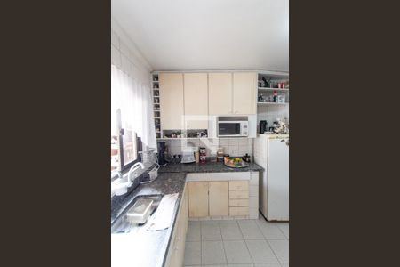 Casa à venda com 280m², 3 quartos e 8 vagasCozinha