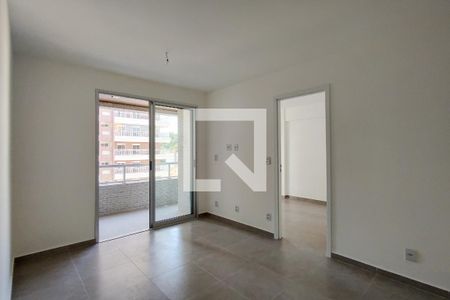Sala de apartamento para alugar com 1 quarto, 51m² em Canto do Forte, Praia Grande