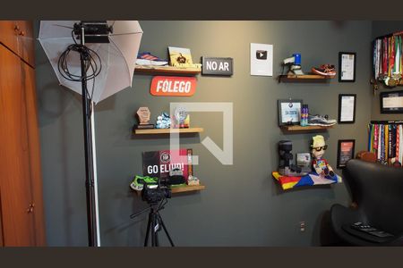 Apartamento à venda com 247m², 4 quartos e 3 vagasQuarto 