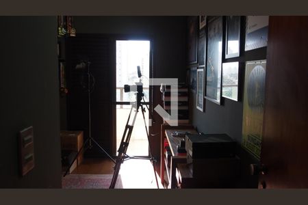 Apartamento à venda com 247m², 4 quartos e 3 vagasQuarto 