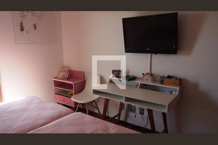 Apartamento à venda com 247m², 4 quartos e 3 vagasQuarto 