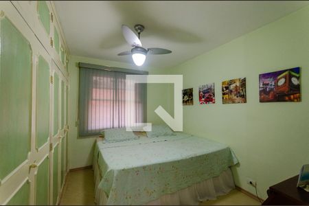 Casa à venda com 234m², 4 quartos e 2 vagasQuarto 2