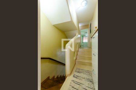 Casa à venda com 234m², 4 quartos e 2 vagasCorredor