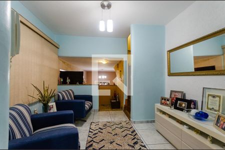 Casa à venda com 234m², 4 quartos e 2 vagasSala 2