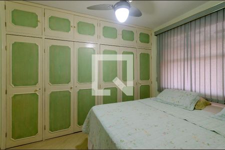 Casa à venda com 234m², 4 quartos e 2 vagasQuarto 2