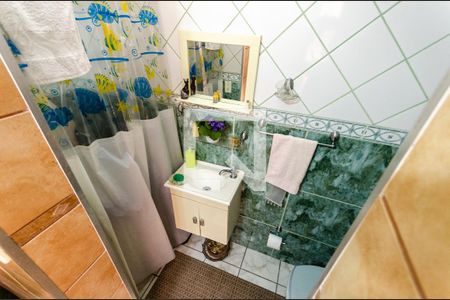 Casa à venda com 234m², 4 quartos e 2 vagasBanheiro de serviço