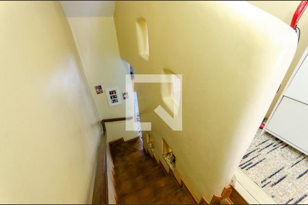 Casa à venda com 234m², 4 quartos e 2 vagasCorredor