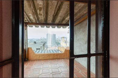 Casa à venda com 234m², 4 quartos e 2 vagasSacada do quarto 1