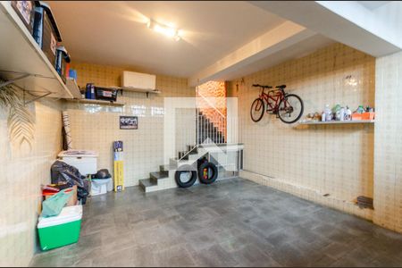 Casa à venda com 234m², 4 quartos e 2 vagasGaragem