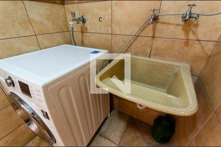 Casa à venda com 234m², 4 quartos e 2 vagasÁrea de Serviço