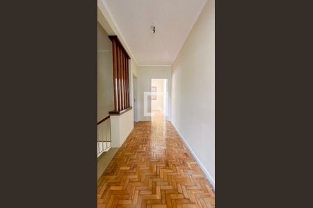 Corredor de casa à venda com 3 quartos, 213m² em Centro, Santo André