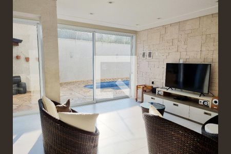 Sala de estar de casa à venda com 3 quartos, 302m² em Jardim Magnolia, Campinas