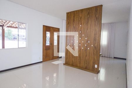 Sala de Jantar de casa de condomínio à venda com 5 quartos, 366m² em Retiro do Chalé, Brumadinho