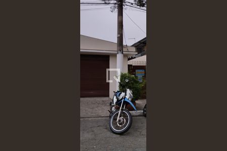 Casa à venda com 250m², 2 quartos e 1 vagaFachada