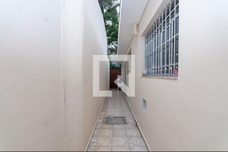 Casa à venda com 250m², 2 quartos e 1 vagaCorredor