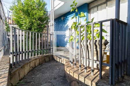 Casa à venda com 320m², 2 quartos e 1 vaga Casa à venda com 320m², 2 quartos e 1 vagaEntrada