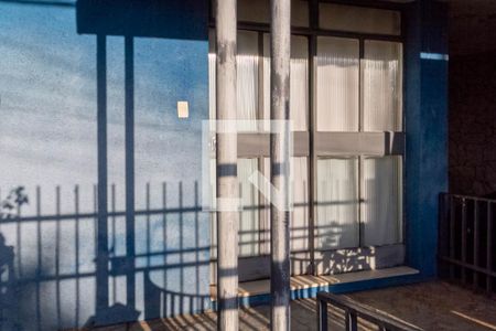 Casa à venda com 320m², 2 quartos e 1 vaga Casa à venda com 320m², 2 quartos e 1 vagaEntrada