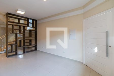 Sala de casa para alugar com 4 quartos, 150m² em Jardim Santa Clara, Guarulhos
