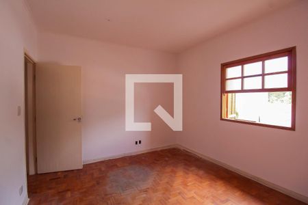 Casa à venda com 180m², 3 quartos e 4 vagasQuarto 3