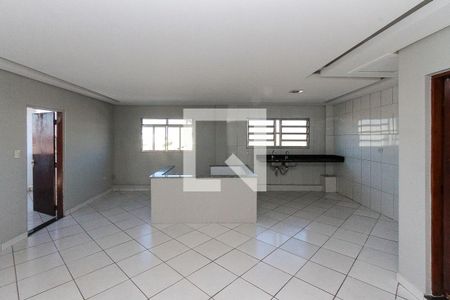 Sala e cozinha de casa para alugar com 3 quartos, 130m² em Vila Macedopolis, São Paulo