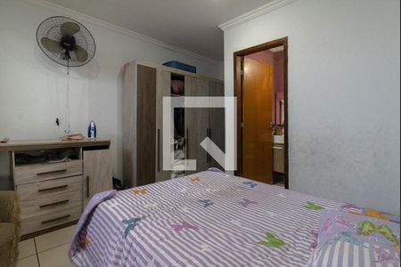 suíte_1 de casa à venda com 4 quartos, 327m² em Vila Brasilina, São Paulo