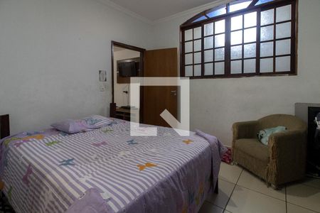 suíte_4 de casa à venda com 4 quartos, 327m² em Vila Brasilina, São Paulo