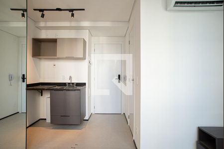 Sala/Quarto de kitnet/studio para alugar com 1 quarto, 17m² em Consolação, São Paulo