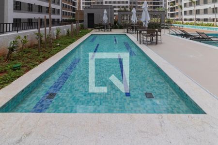 Apartamento à venda com 34m², 2 quartos e sem vagaÁrea comum - Piscina