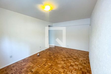 Sala  de apartamento à venda com 2 quartos, 88m² em Cerqueira César, São Paulo