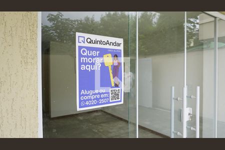 Casa de condomínio à venda com 220m², 3 quartos e 5 vagasPortão Entrada