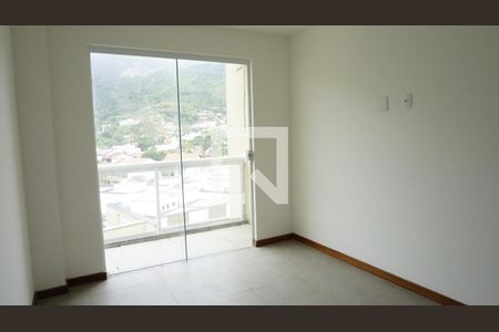 Casa de condomínio à venda com 220m², 3 quartos e 5 vagasQuarto 2