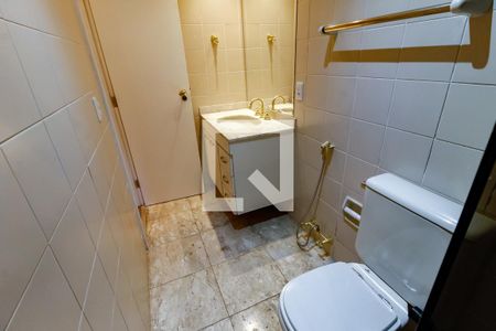 Apartamento para alugar com 259m², 5 quartos e 4 vagas Apartamento para alugar com 259m², 5 quartos e 4 vagasBanheiro da Suíte 3