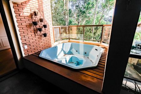 Apartamento para alugar com 259m², 5 quartos e 4 vagas Apartamento para alugar com 259m², 5 quartos e 4 vagasVaranda - detalhes