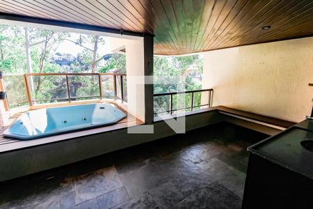 Apartamento para alugar com 259m², 5 quartos e 4 vagas Apartamento para alugar com 259m², 5 quartos e 4 vagasVaranda - detalhes